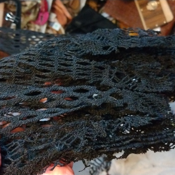 Papillon women's black embroidery top sz Medium - Picture 14 of 17